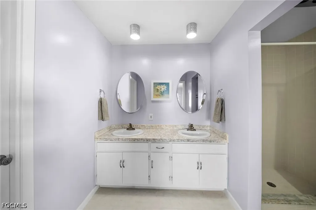 2456 Chandler Avenue Fort Myers FL 33907