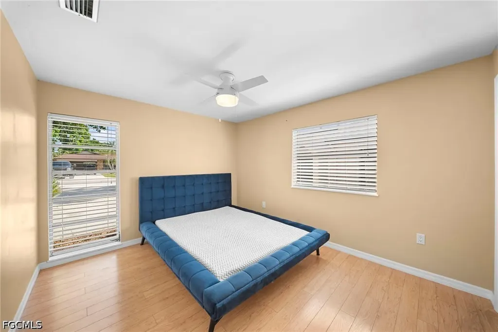 2456 Chandler Avenue Fort Myers FL 33907
