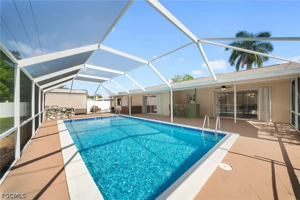 2456 Chandler Avenue Fort Myers FL 33907