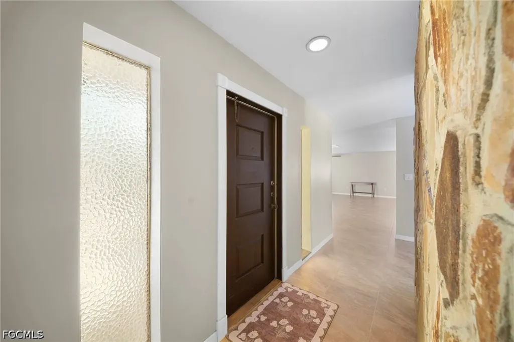 2456 Chandler Avenue Fort Myers FL 33907