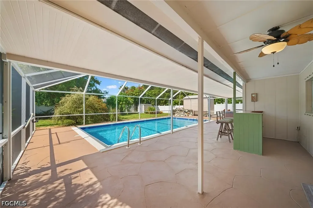2456 Chandler Avenue Fort Myers FL 33907