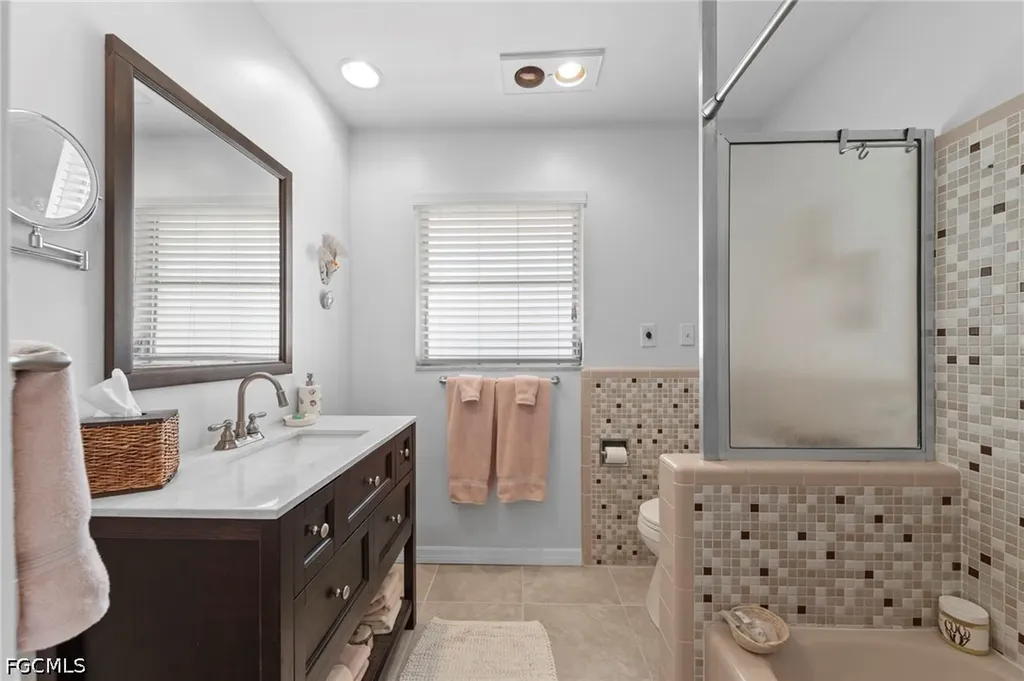 1758 Bikini Court Cape Coral FL 33904