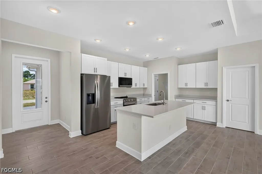 2819 NW 23rd Avenue Cape Coral FL 33993