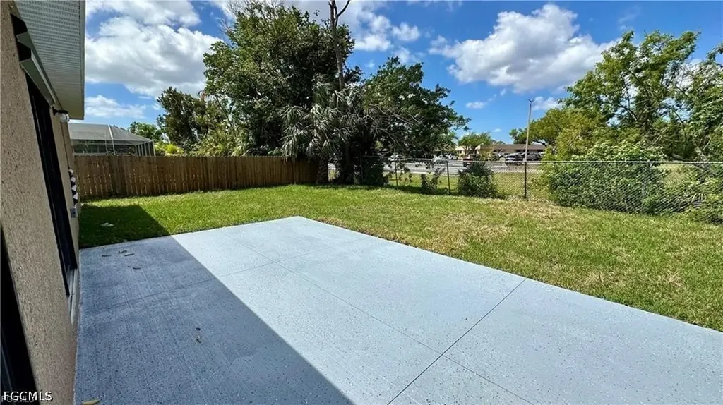3310 SW 17th Place Cape Coral FL 33914
