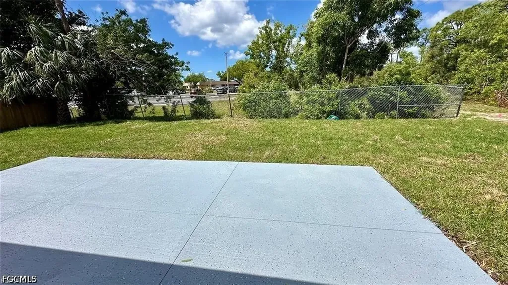 3310 SW 17th Place Cape Coral FL 33914