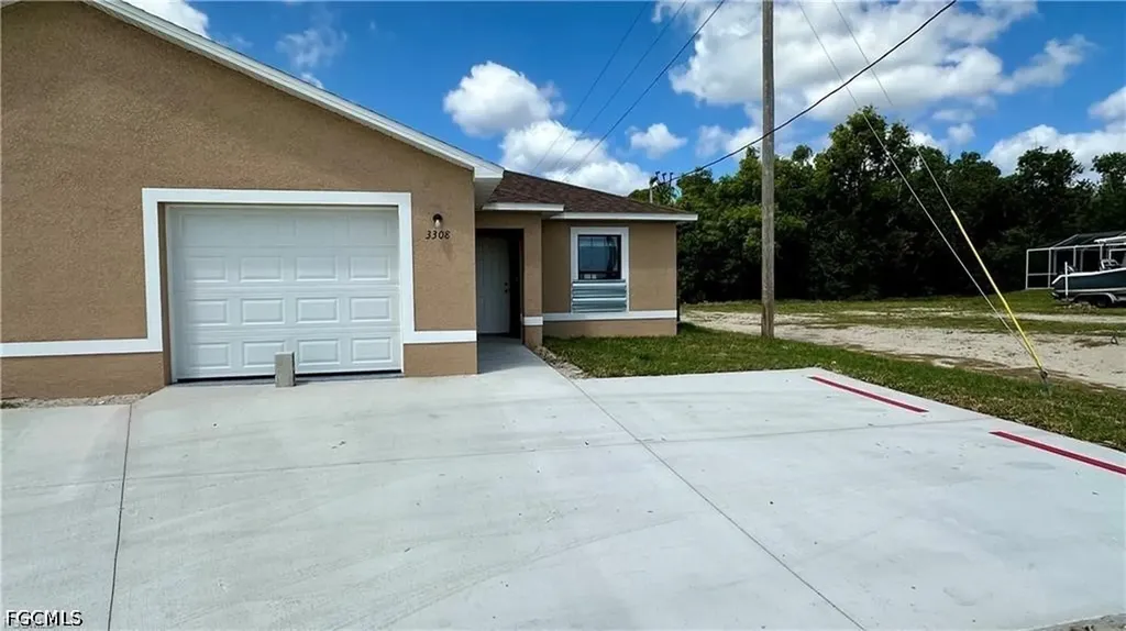 3310 SW 17th Place Cape Coral FL 33914