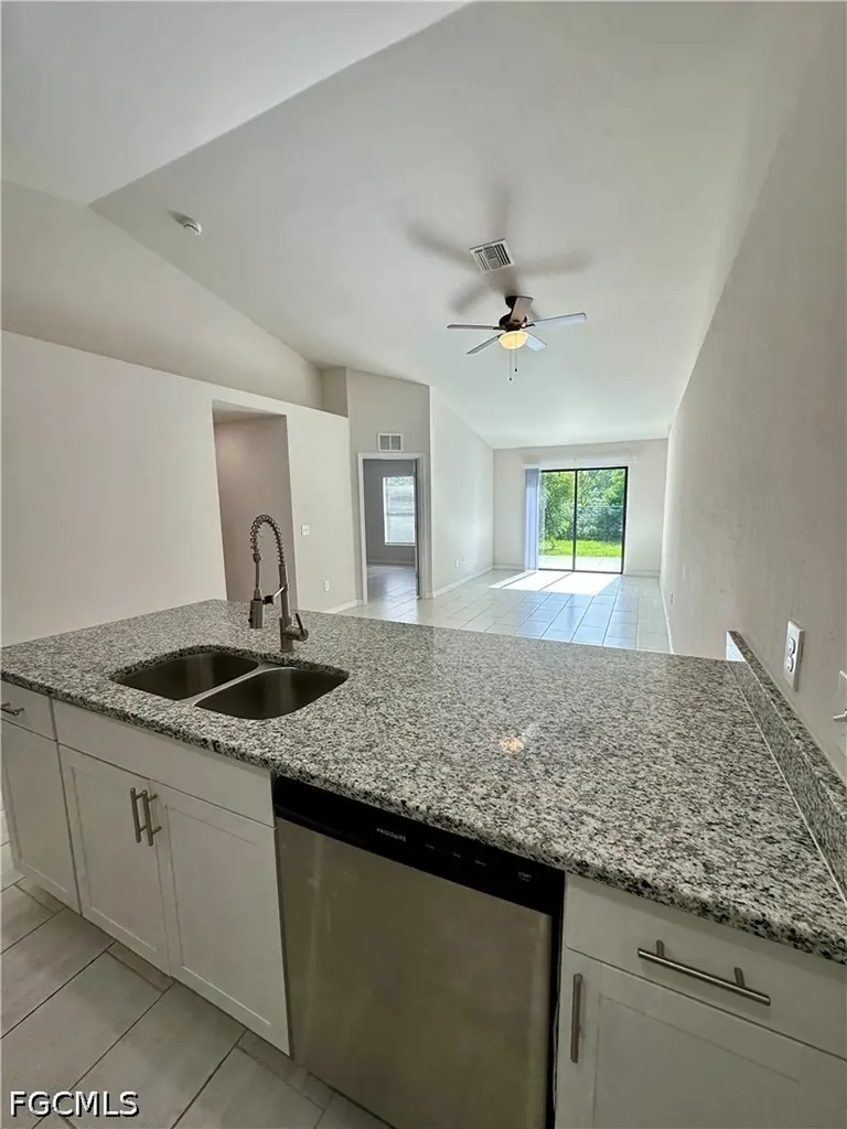 3310 SW 17th Place Cape Coral FL 33914