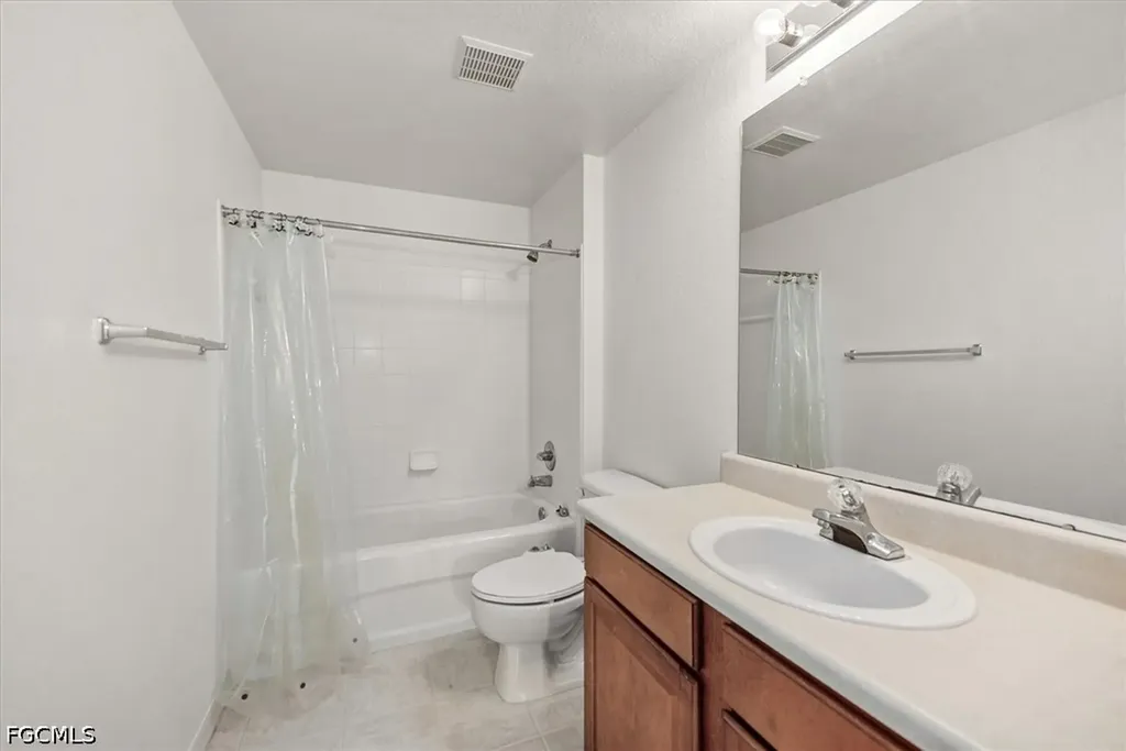 15590 Ocean Walk Circle Fort Myers FL 33908