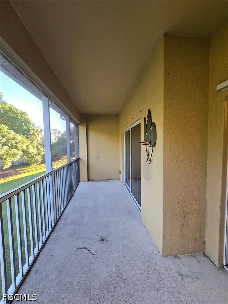 1101 Winding Pines Circle Cape Coral FL 33909