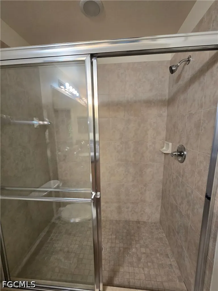1101 Winding Pines Circle Cape Coral FL 33909