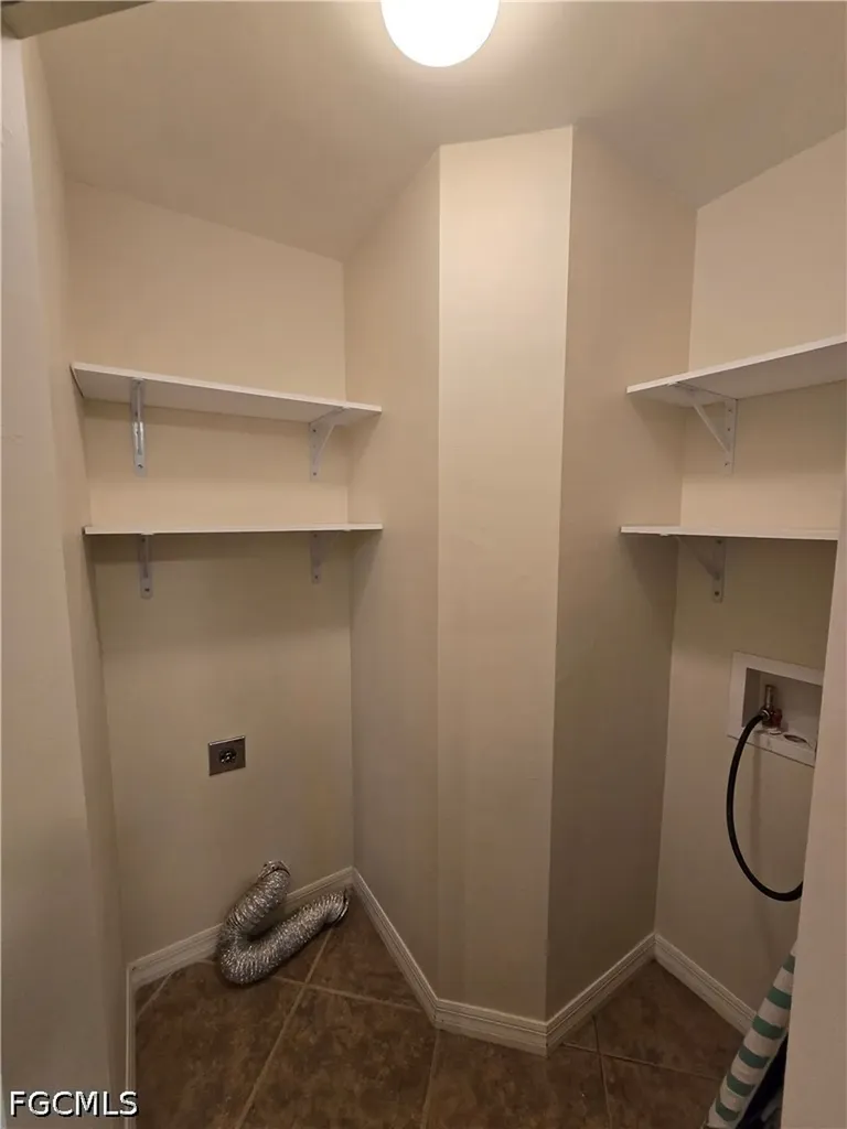 1101 Winding Pines Circle Cape Coral FL 33909