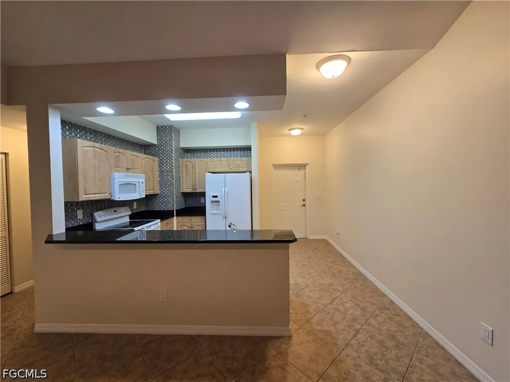 1101 Winding Pines Circle Cape Coral FL 33909