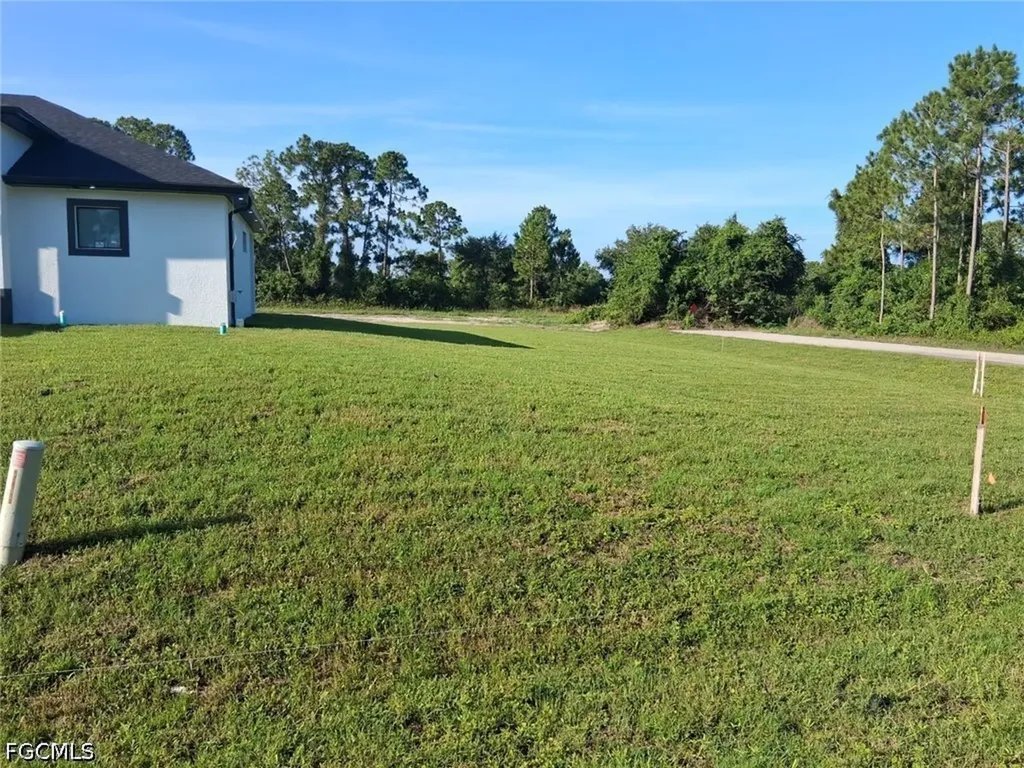 1106 Edelweiss Street E Lehigh Acres FL 33974