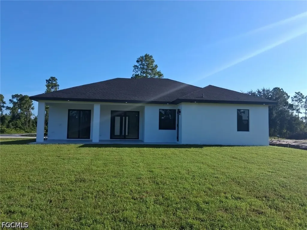 1106 Edelweiss Street E Lehigh Acres FL 33974