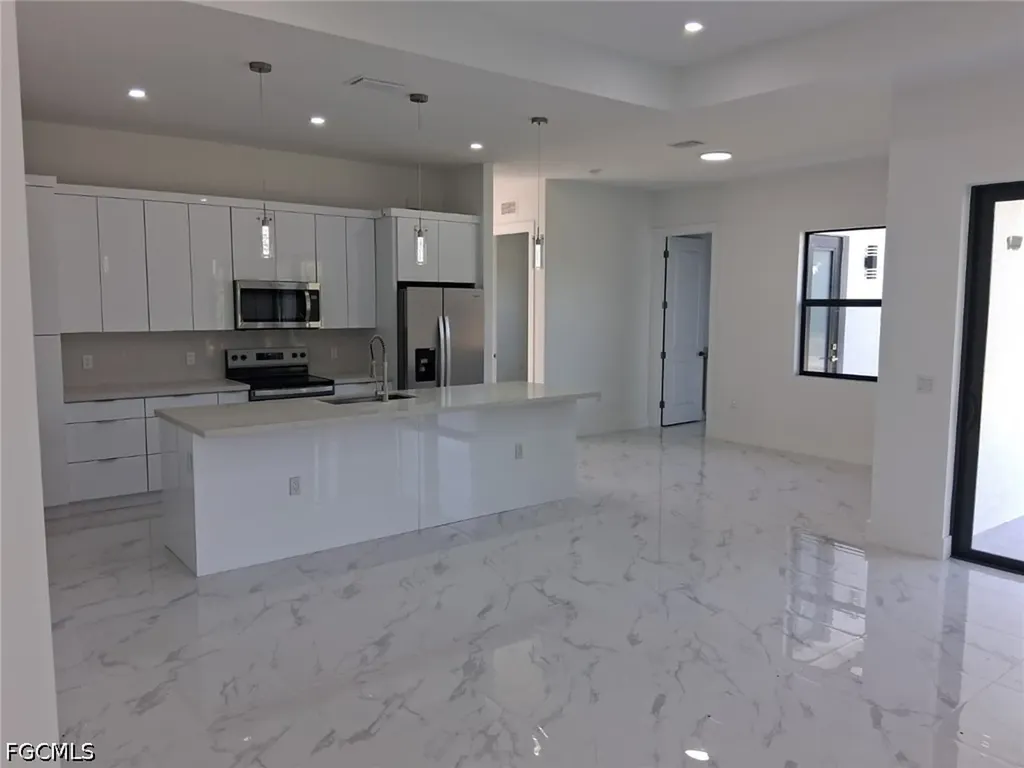 1106 Edelweiss Street E Lehigh Acres FL 33974