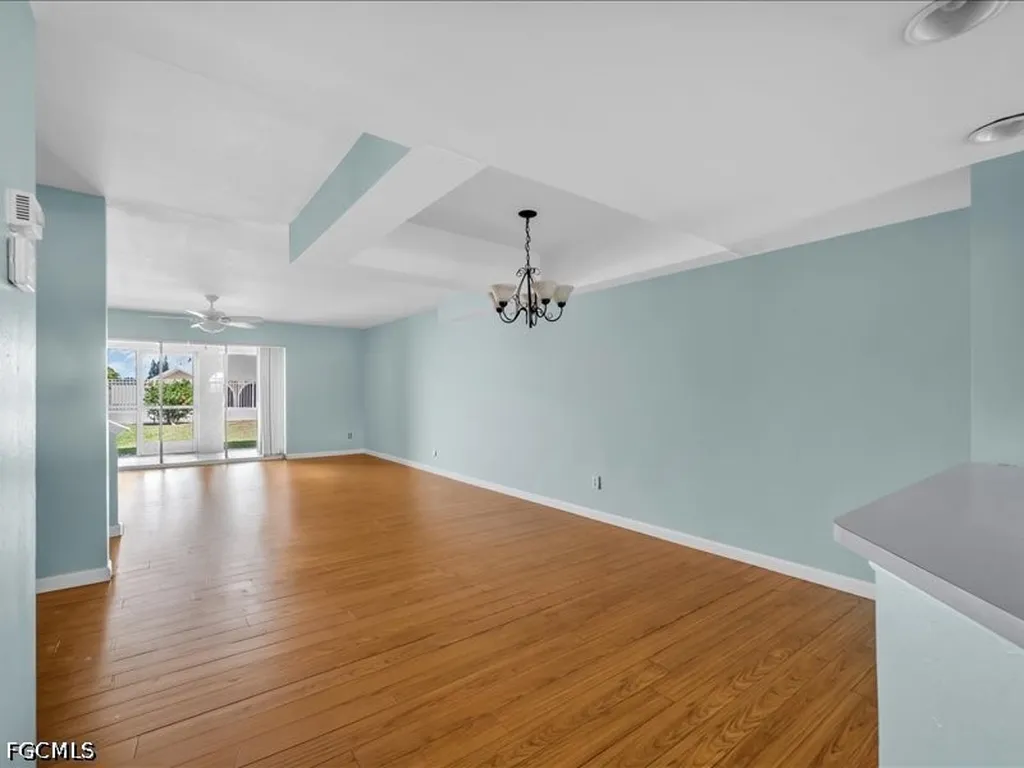 28 Cosmopolitan Drive Lehigh Acres FL 33936