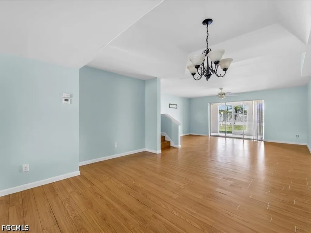 28 Cosmopolitan Drive Lehigh Acres FL 33936