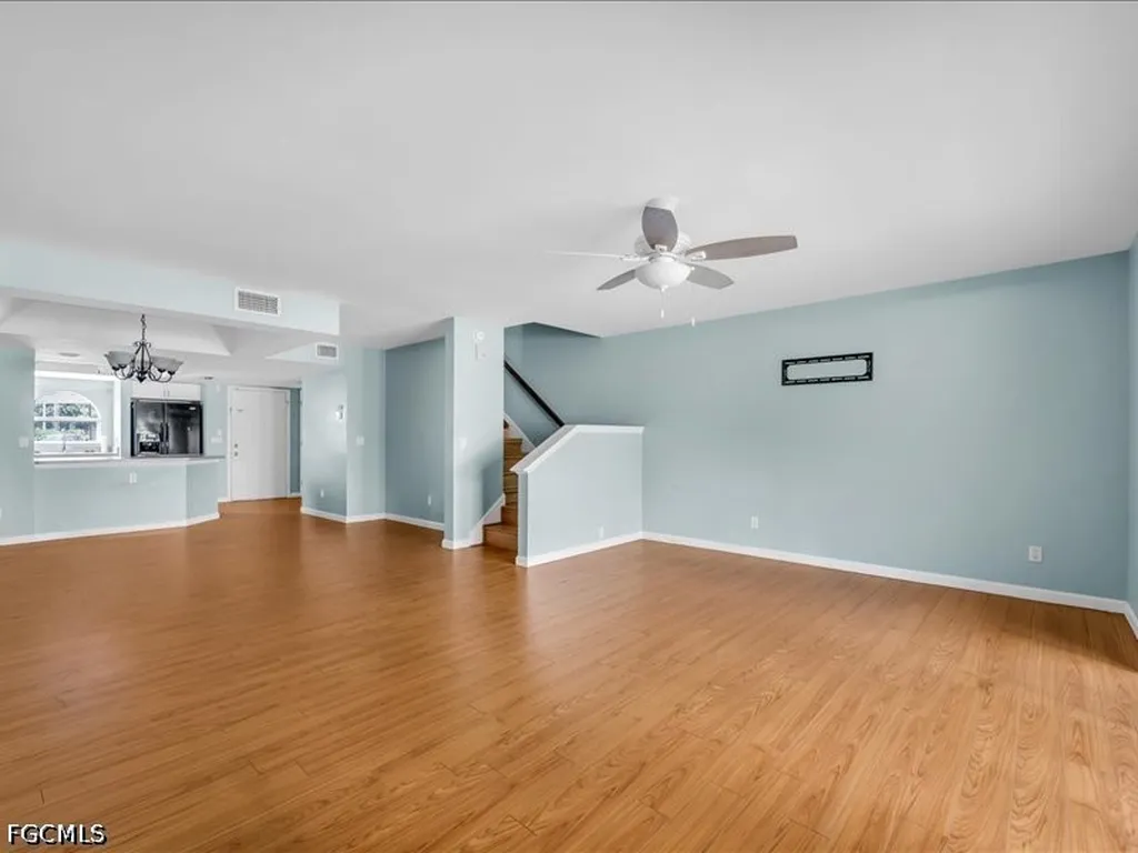 28 Cosmopolitan Drive Lehigh Acres FL 33936