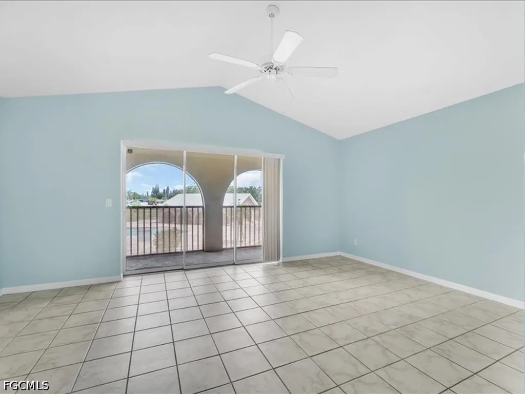 28 Cosmopolitan Drive Lehigh Acres FL 33936