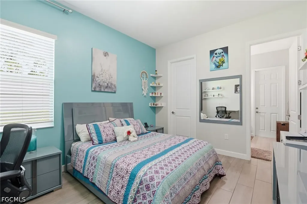 17040 Serengeti Circle Alva FL 33920