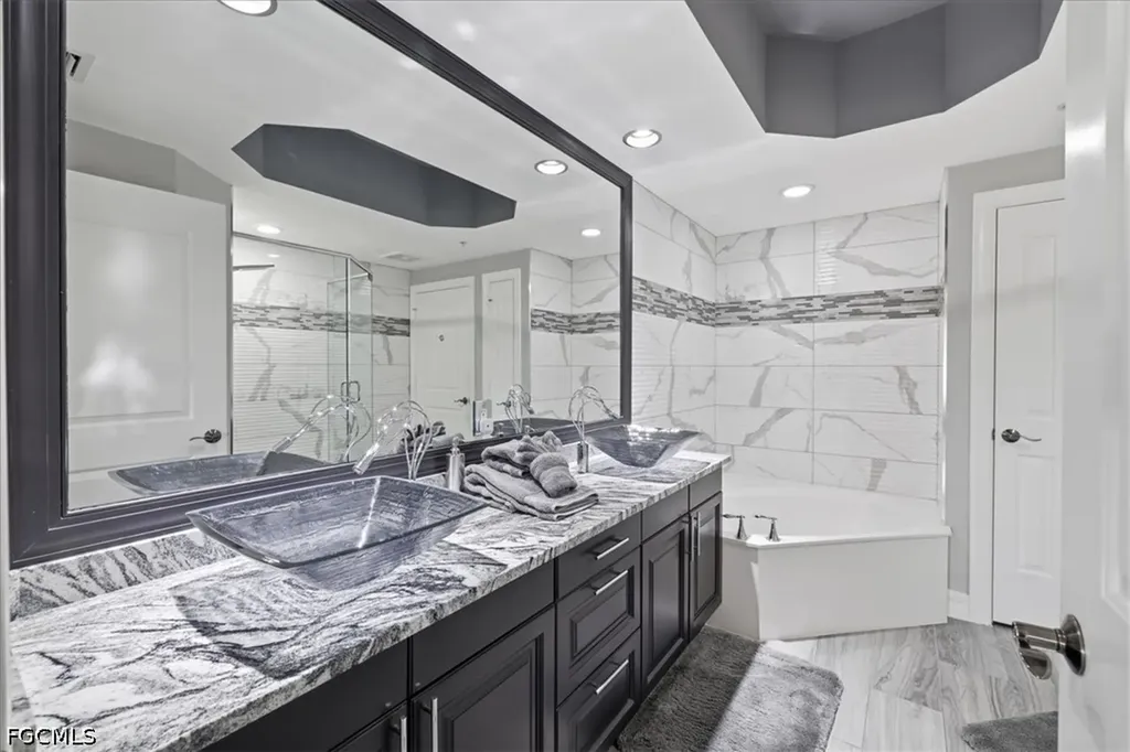 14300 Riva Del Lago Drive Fort Myers FL 33907