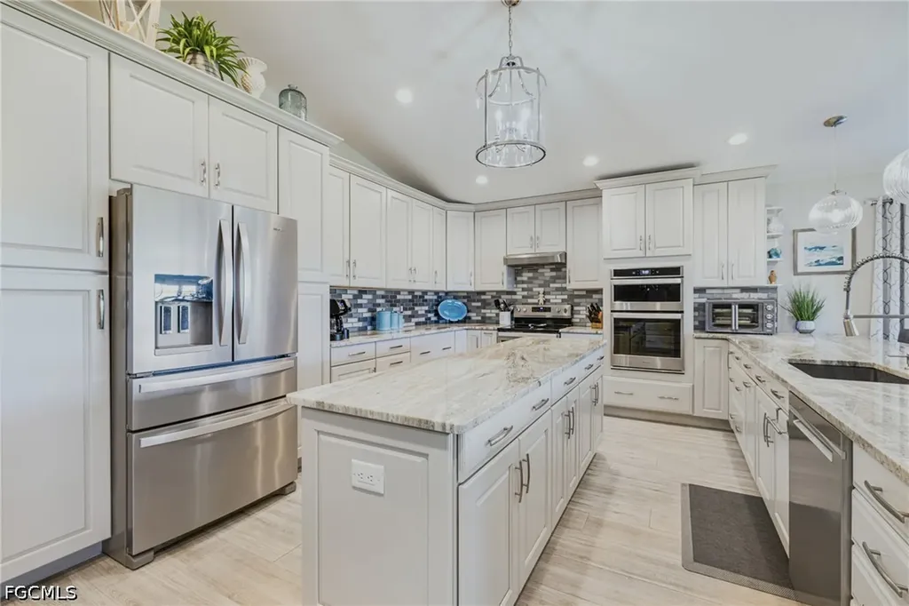 1203 N Brandywine Circle Fort Myers FL 33919