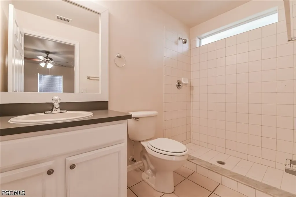 2908 SW 16th Place Cape Coral FL 33914