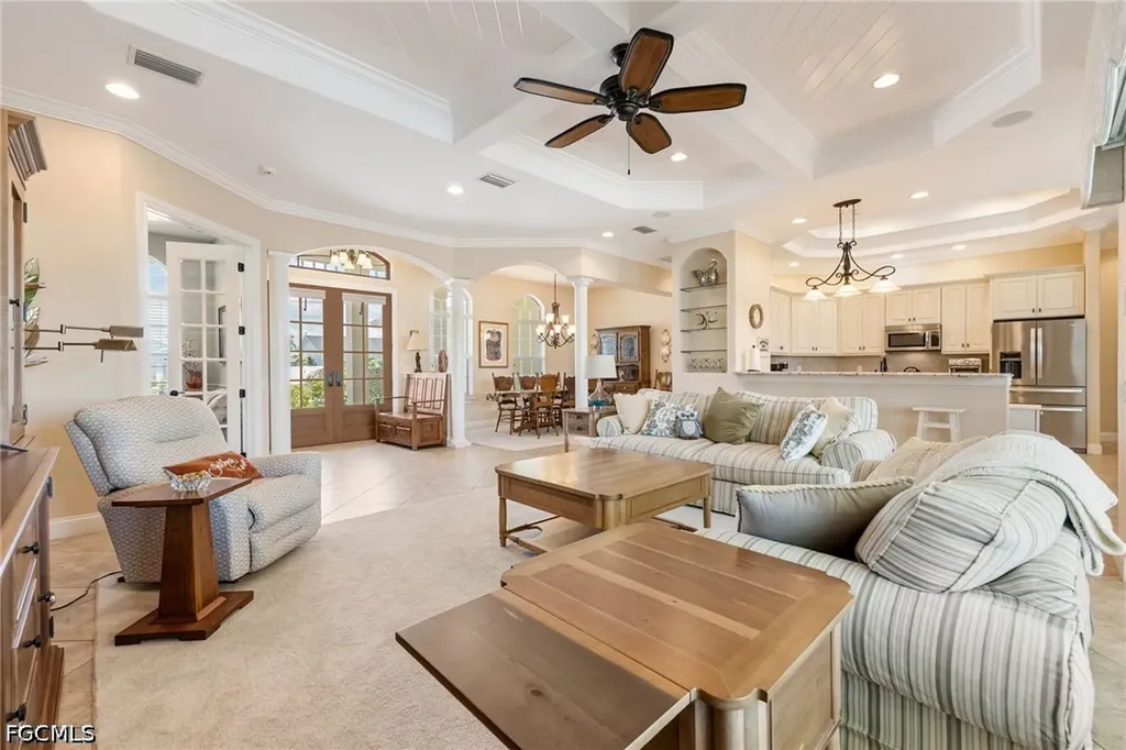 2213 SE 19th Avenue Cape Coral FL 33990