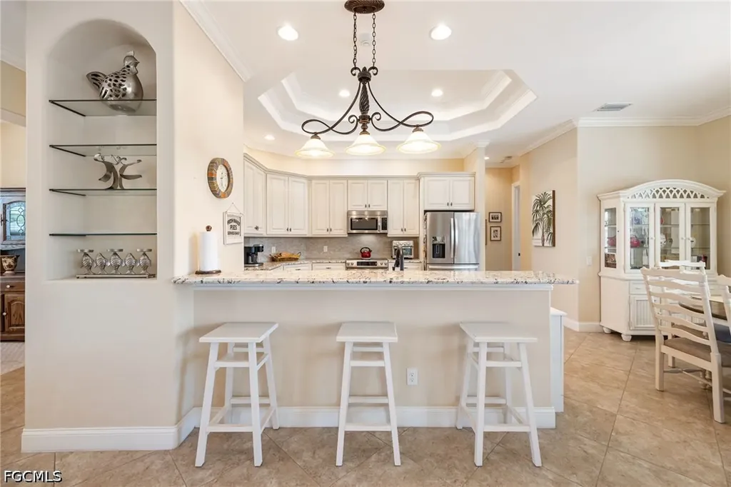 2213 SE 19th Avenue Cape Coral FL 33990