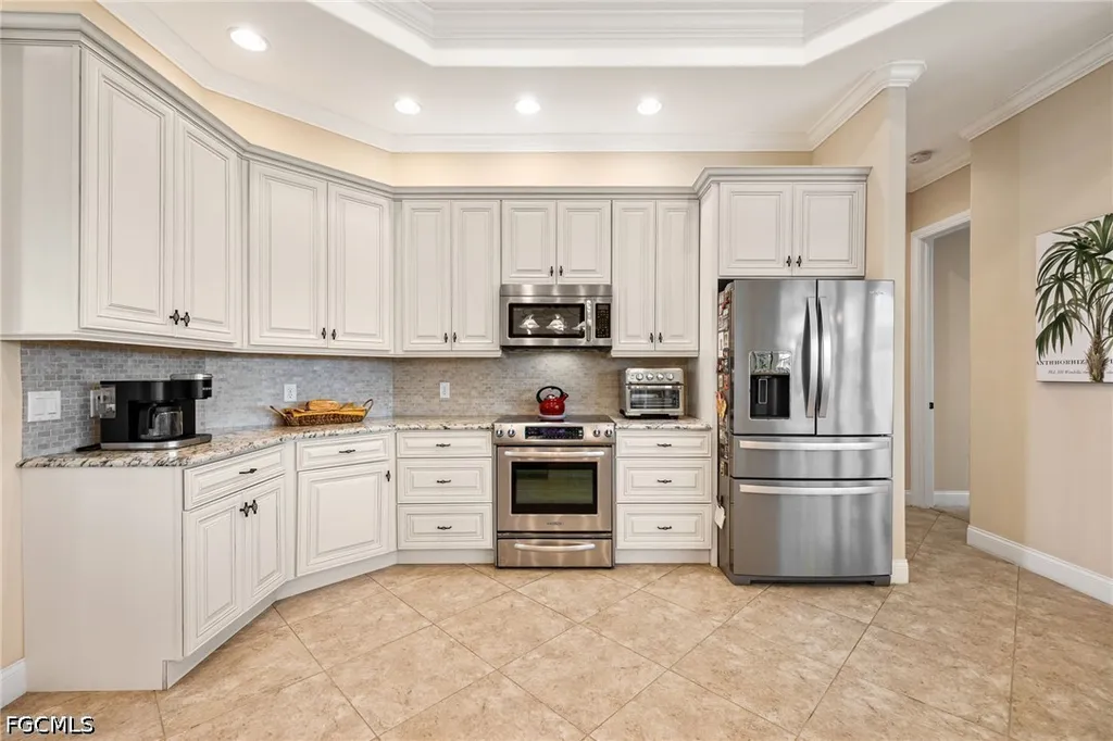 2213 SE 19th Avenue Cape Coral FL 33990