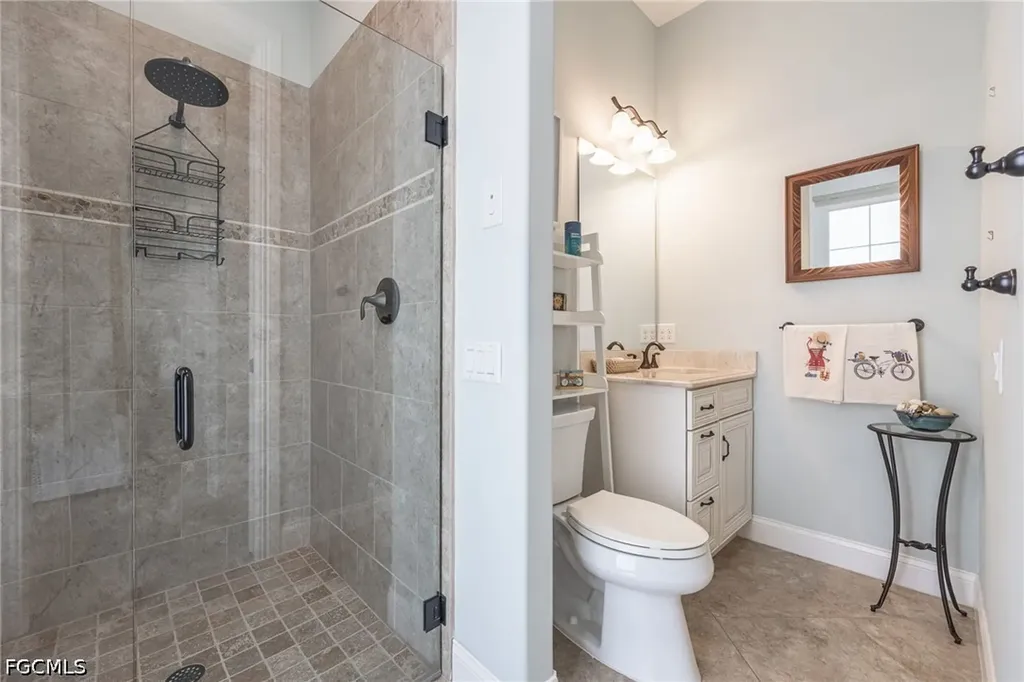 2213 SE 19th Avenue Cape Coral FL 33990