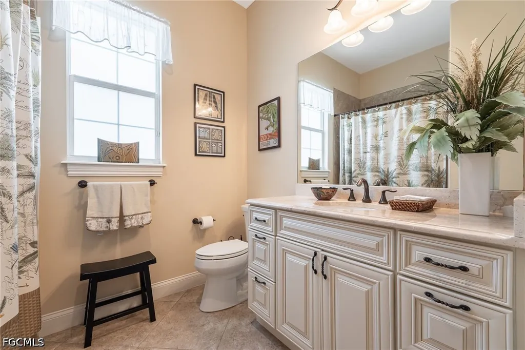 2213 SE 19th Avenue Cape Coral FL 33990