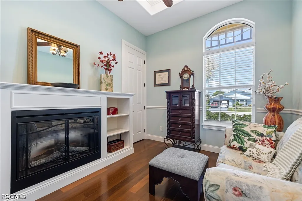 2213 SE 19th Avenue Cape Coral FL 33990