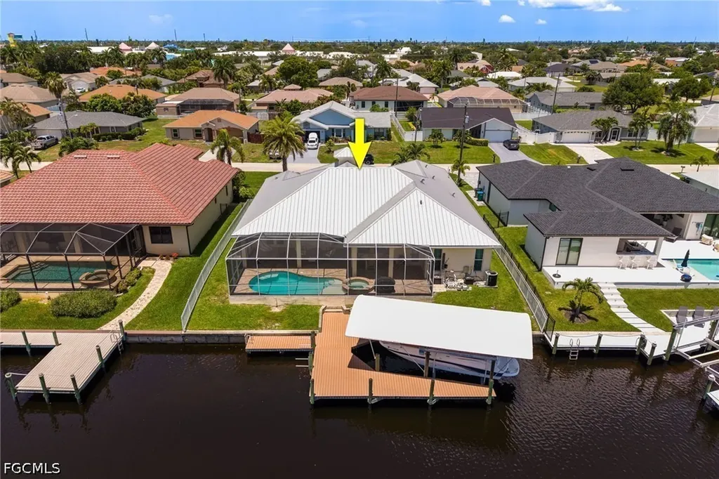 2213 SE 19th Avenue Cape Coral FL 33990