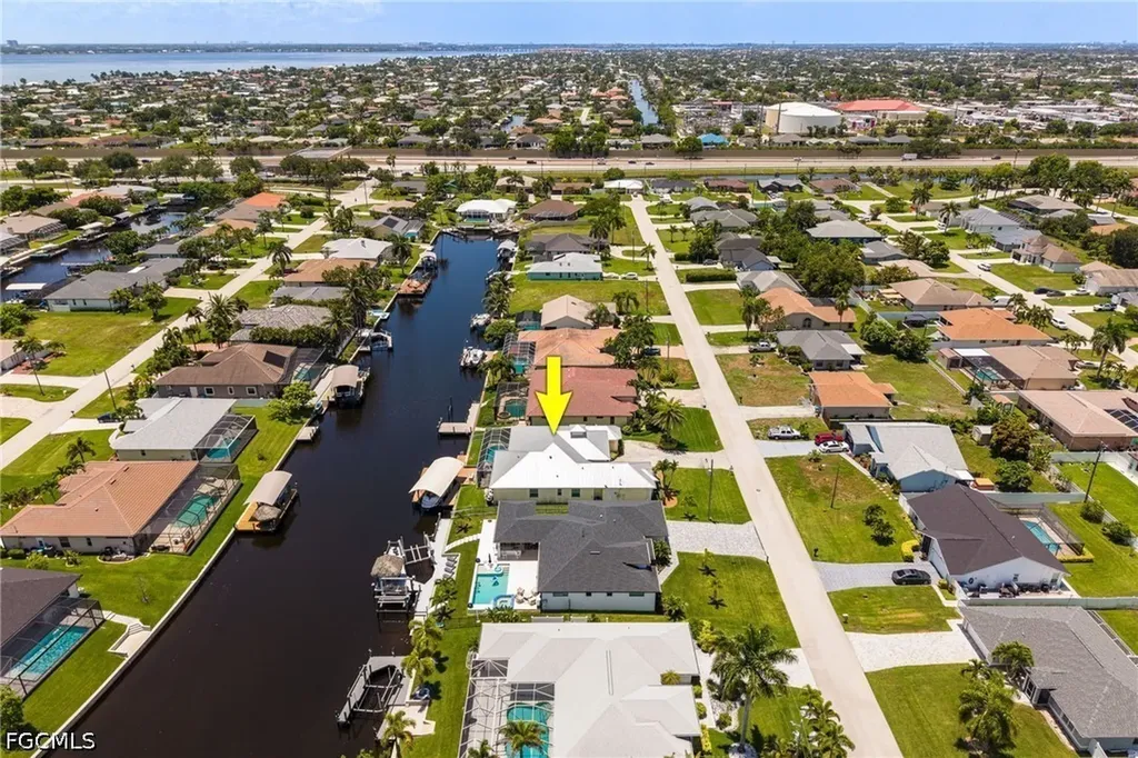 2213 SE 19th Avenue Cape Coral FL 33990