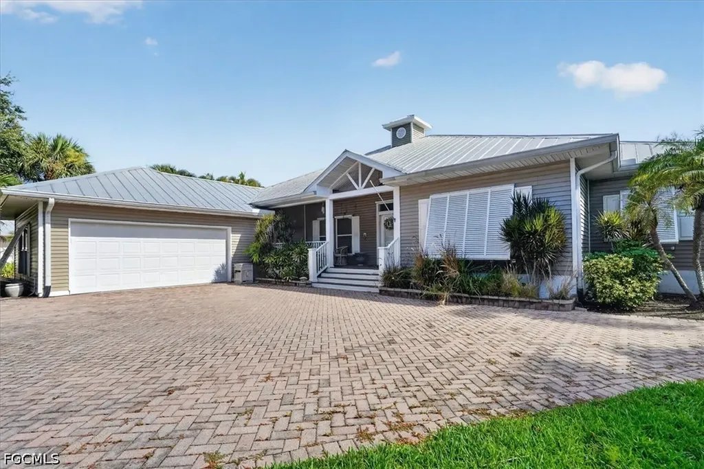 15627 Caloosa Creek Circle Fort Myers FL 33908
