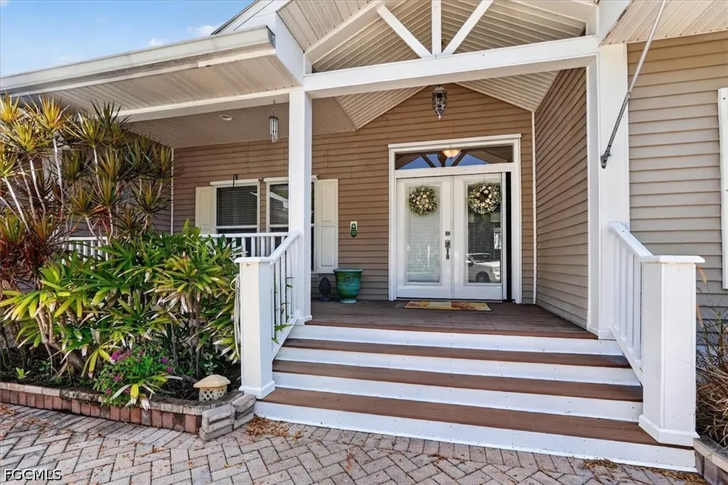 15627 Caloosa Creek Circle Fort Myers FL 33908