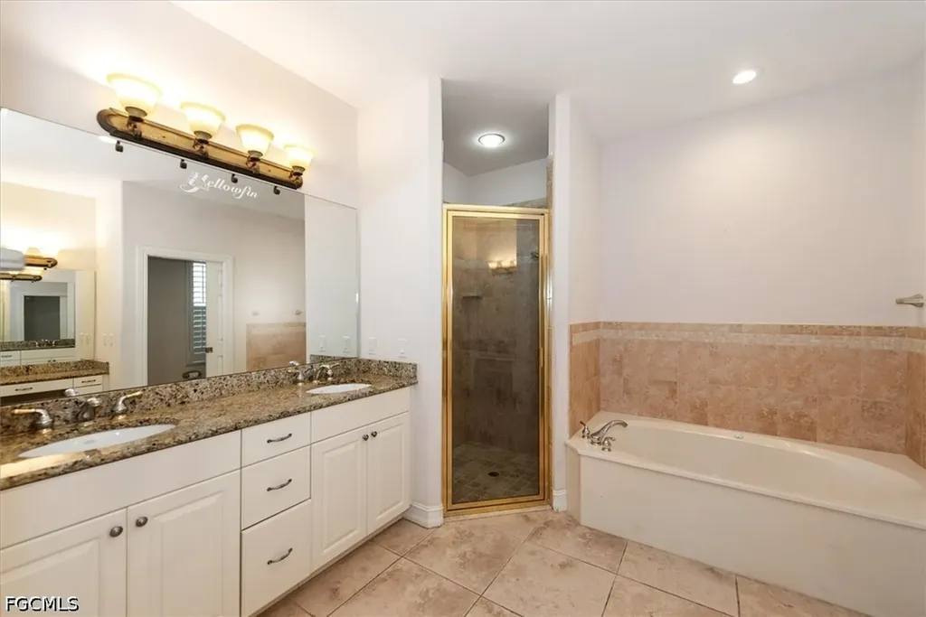 2024 SE 28th Terrace Cape Coral FL 33904