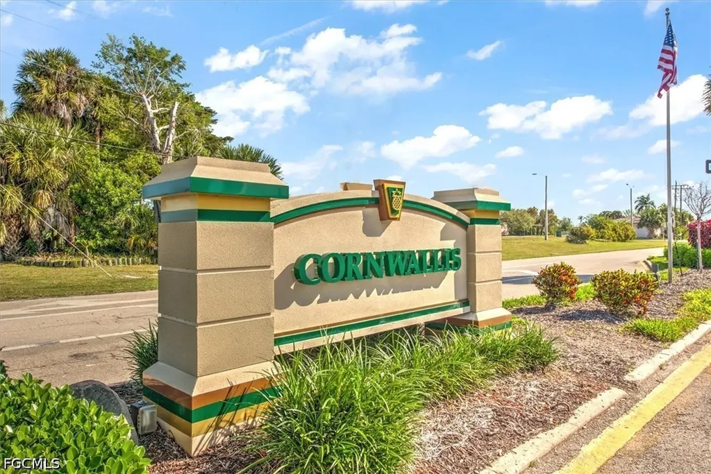 2024 SE 28th Terrace Cape Coral FL 33904