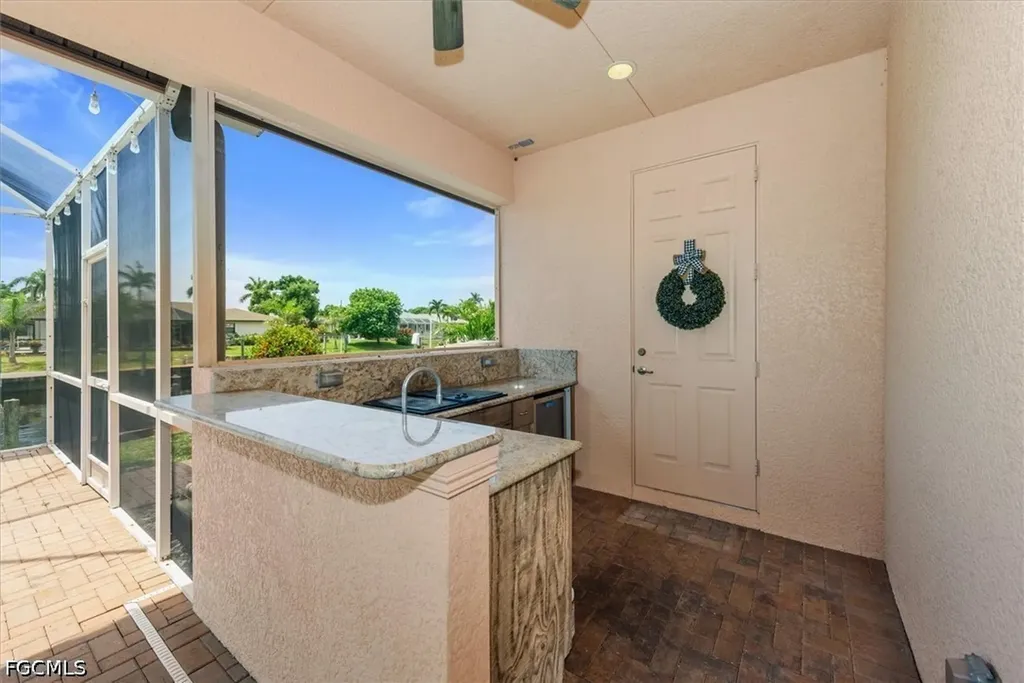 2024 SE 28th Terrace Cape Coral FL 33904