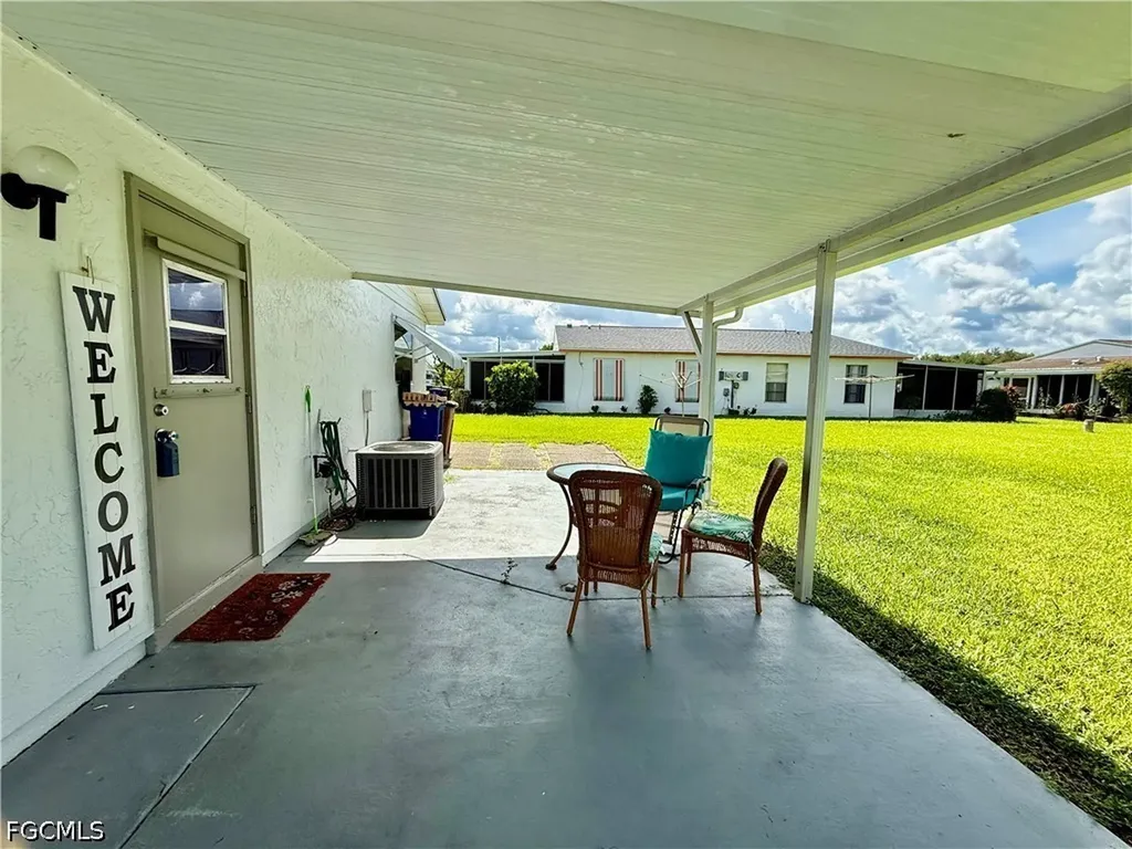 3 Aztec Lily Lane Lehigh Acres FL 33936