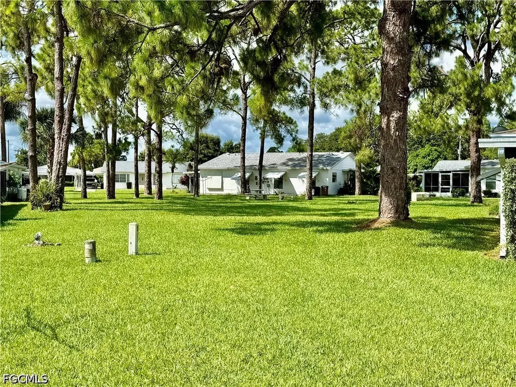 3 Aztec Lily Lane Lehigh Acres FL 33936