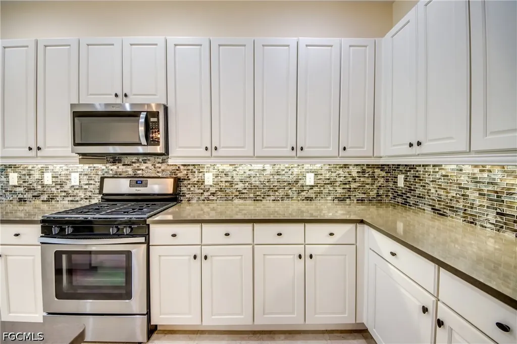 8260 Venetian Pointe Drive Fort Myers FL 33908