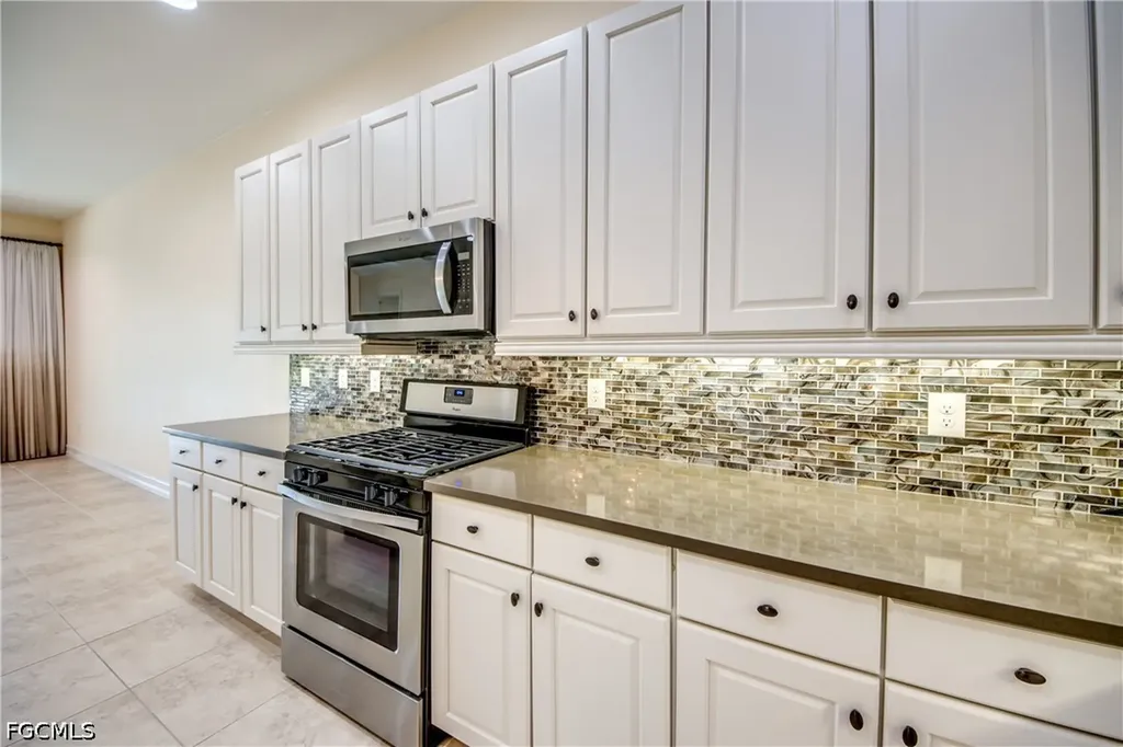 8260 Venetian Pointe Drive Fort Myers FL 33908