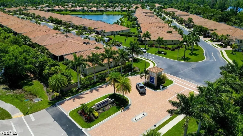 8260 Venetian Pointe Drive Fort Myers FL 33908