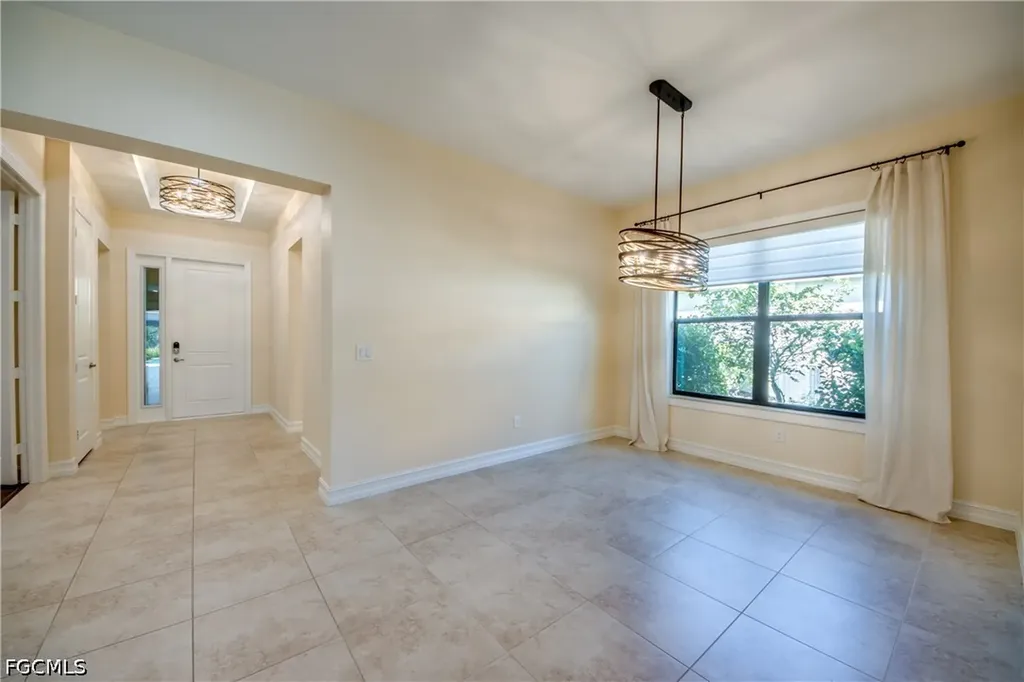 8260 Venetian Pointe Drive Fort Myers FL 33908