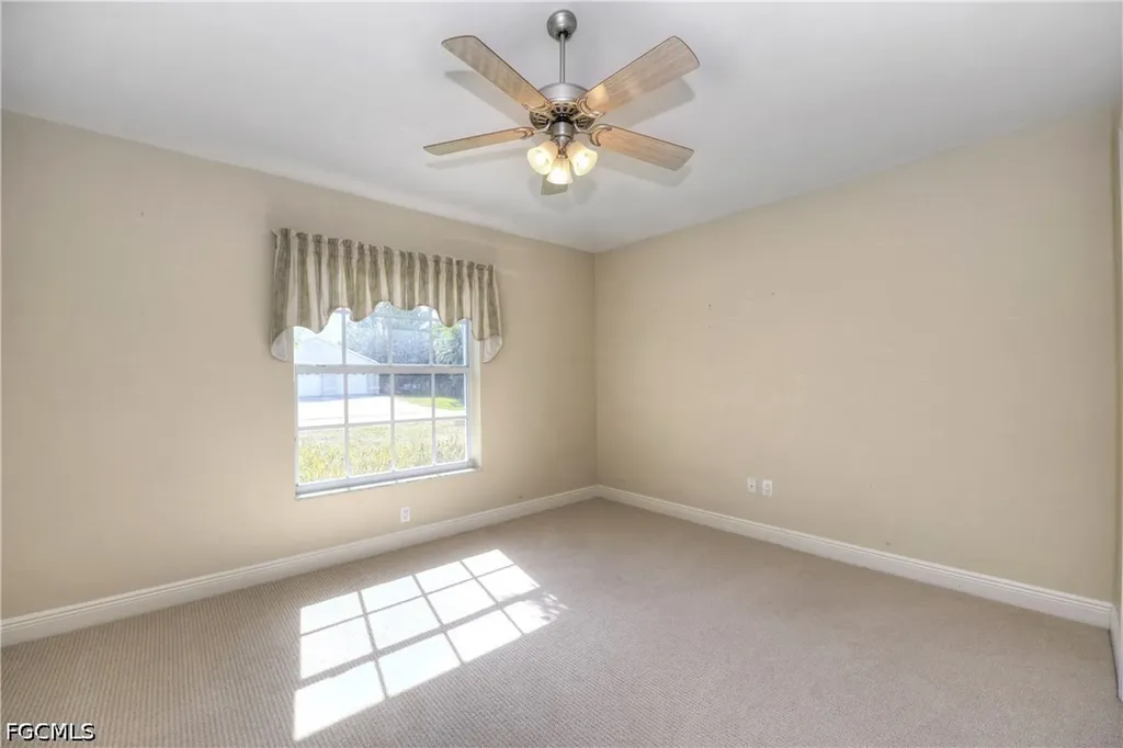 409 SW 7th Street Cape Coral FL 33991