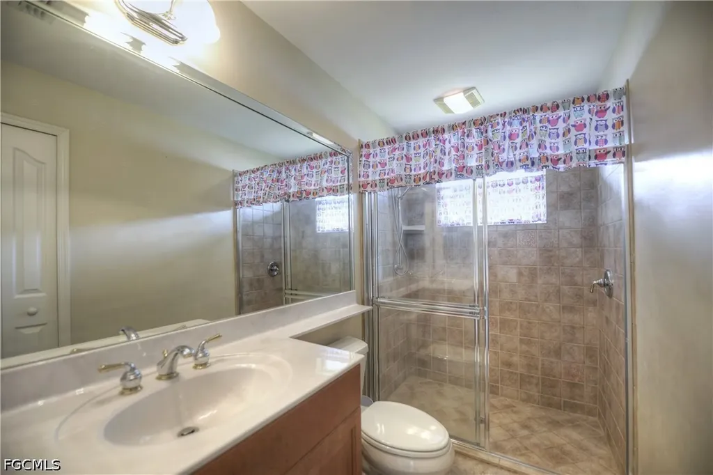 409 SW 7th Street Cape Coral FL 33991
