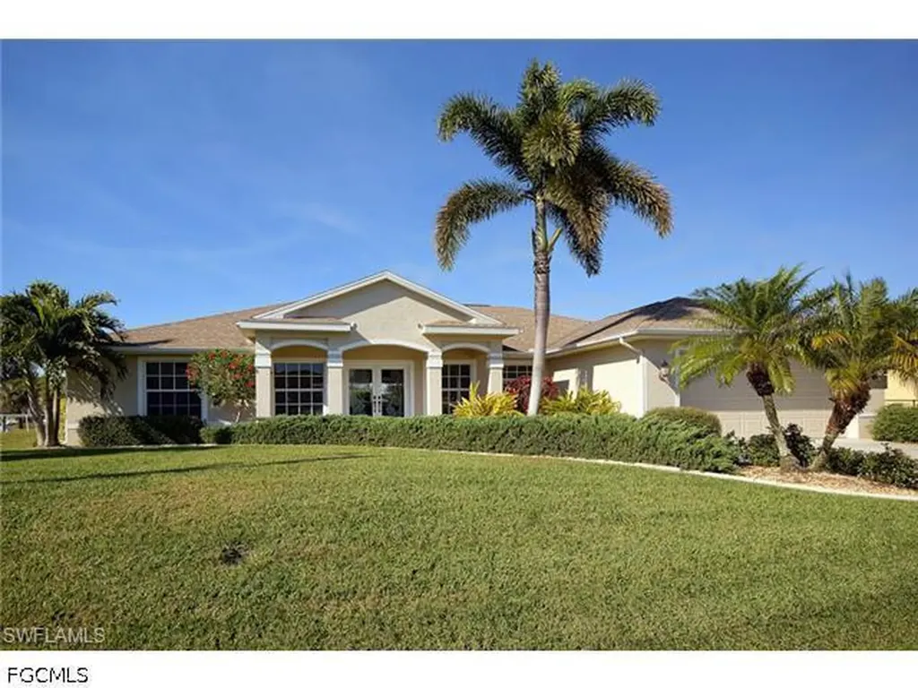 409 SW 7th Street Cape Coral FL 33991