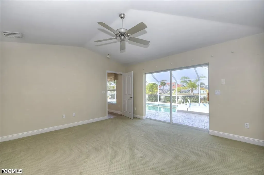 409 SW 7th Street Cape Coral FL 33991